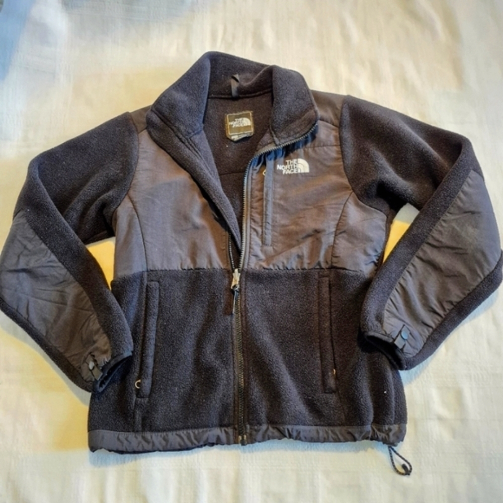 North face women's size XS Black full zip up sweater, inside of 3 in 1 jacket,